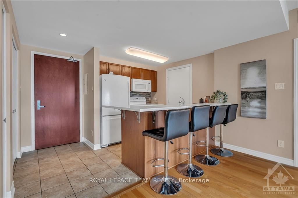200 RIDEAU Street, #1206