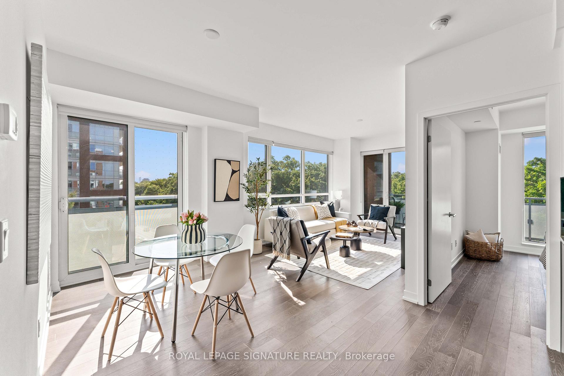 2 Bedrooms Condo at 1830 Bloor, Toronto For sale