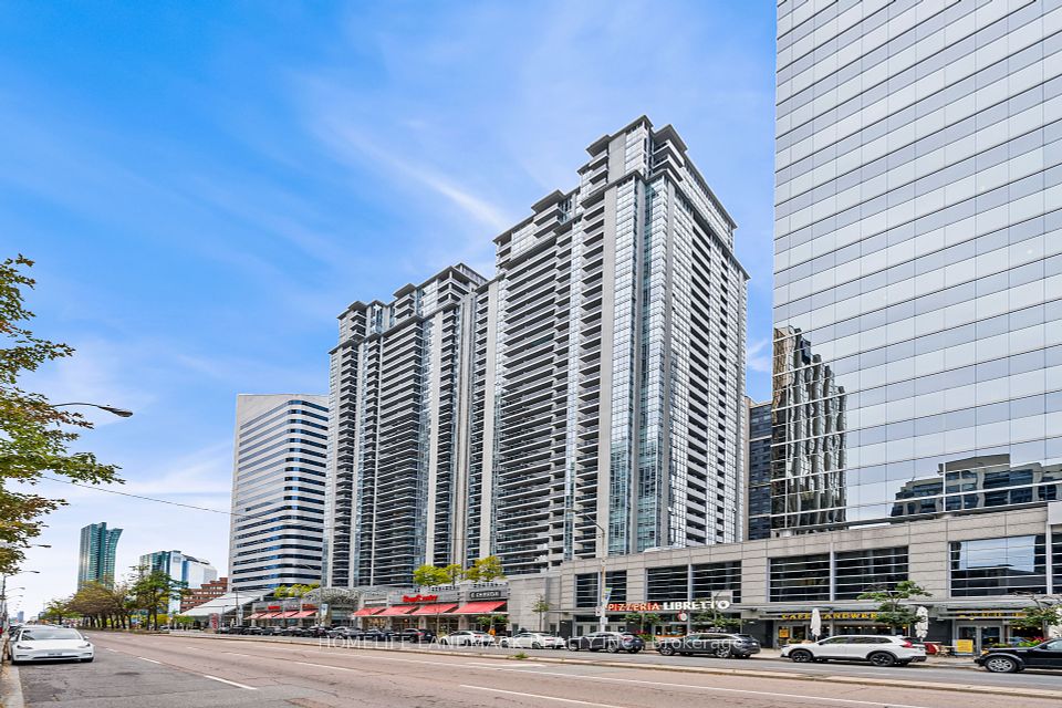 4978 Yonge