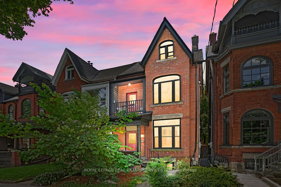 62 Lakeview