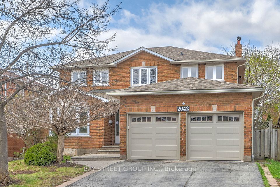 2042 Golden Briar