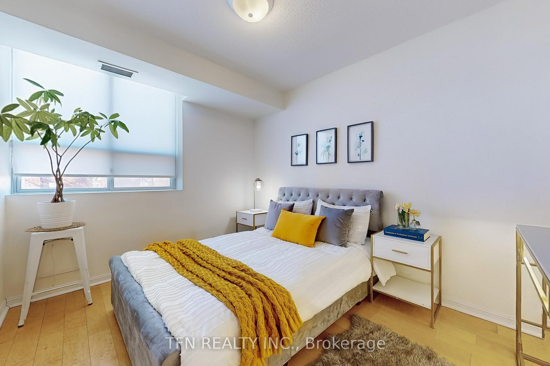3 Bedrooms Condo at 3130 Yonge,  Toronto For sale