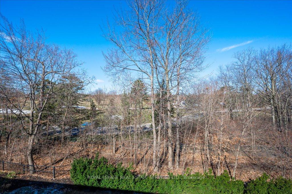 3 Bedrooms Condo at 1267 Dorval, Oakville For sale