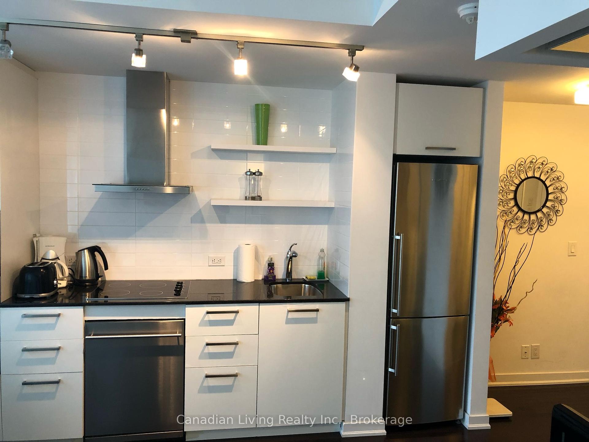 1 Bedroom Condo at 12 York,  Toronto For sale