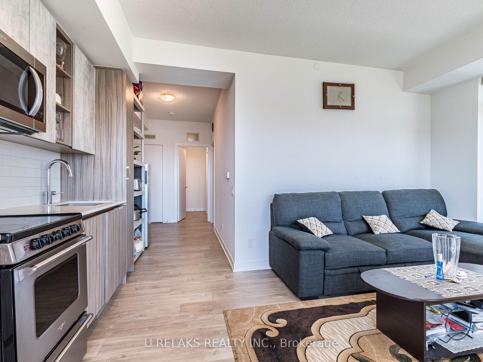 2 Bedrooms Condo at 251 Manitoba,  Toronto For sale