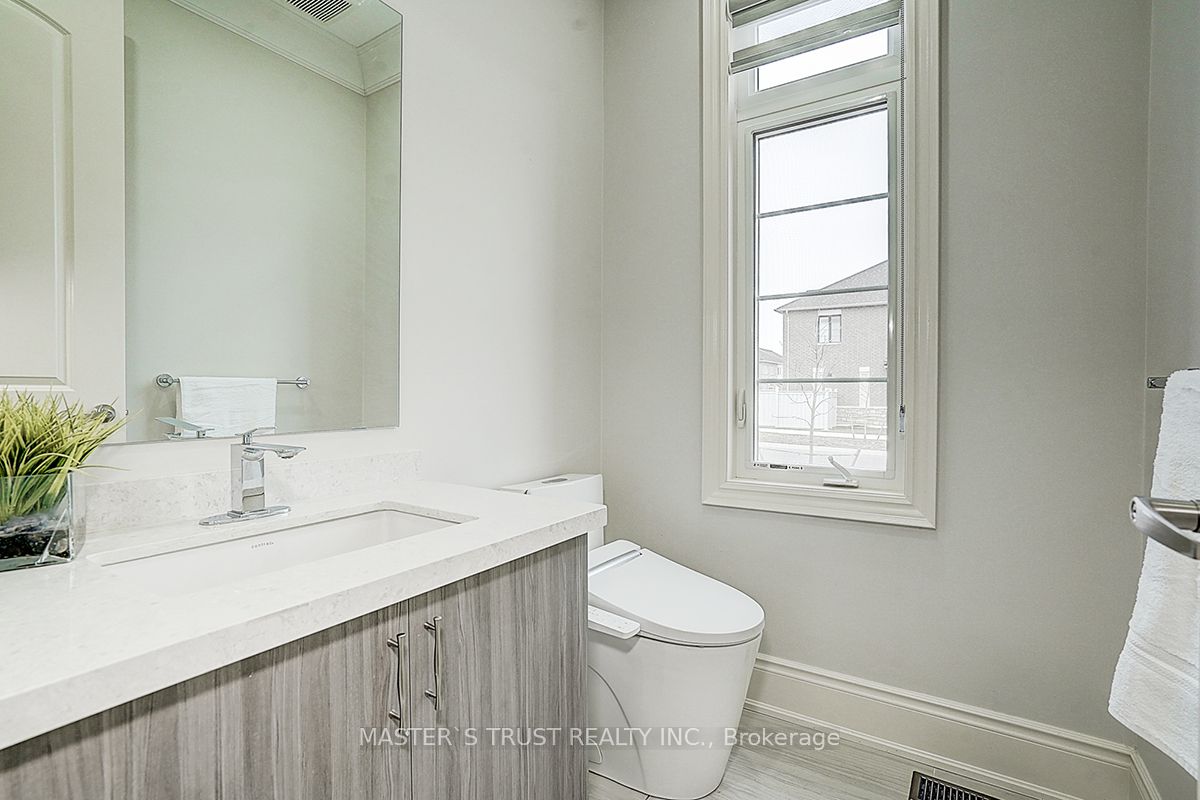 220 Wesmina Avenue, Whitchurch-Stouffville Stouffville