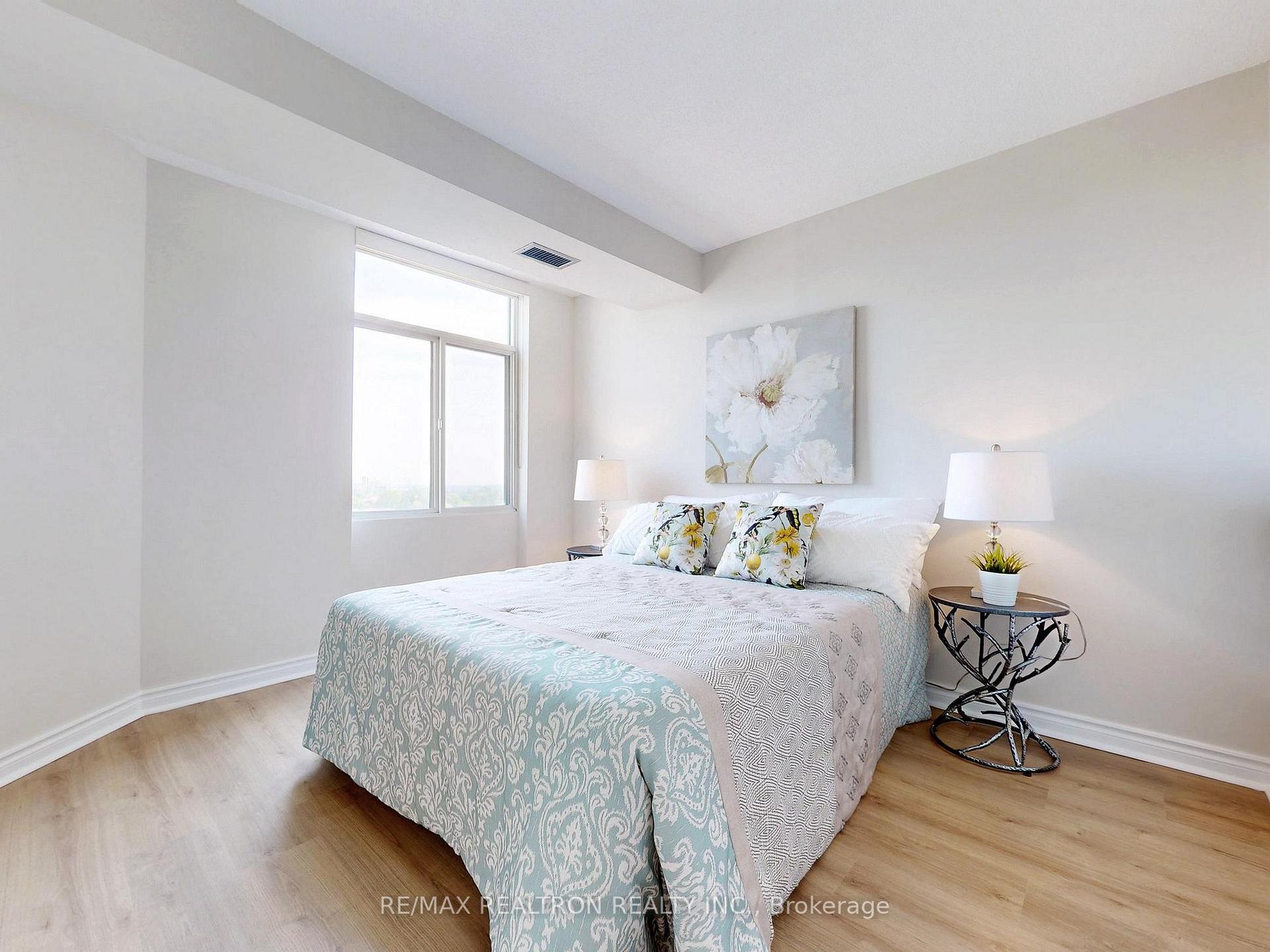 3 Bedrooms Condo at 88 Alton Tower, Toronto For sale
