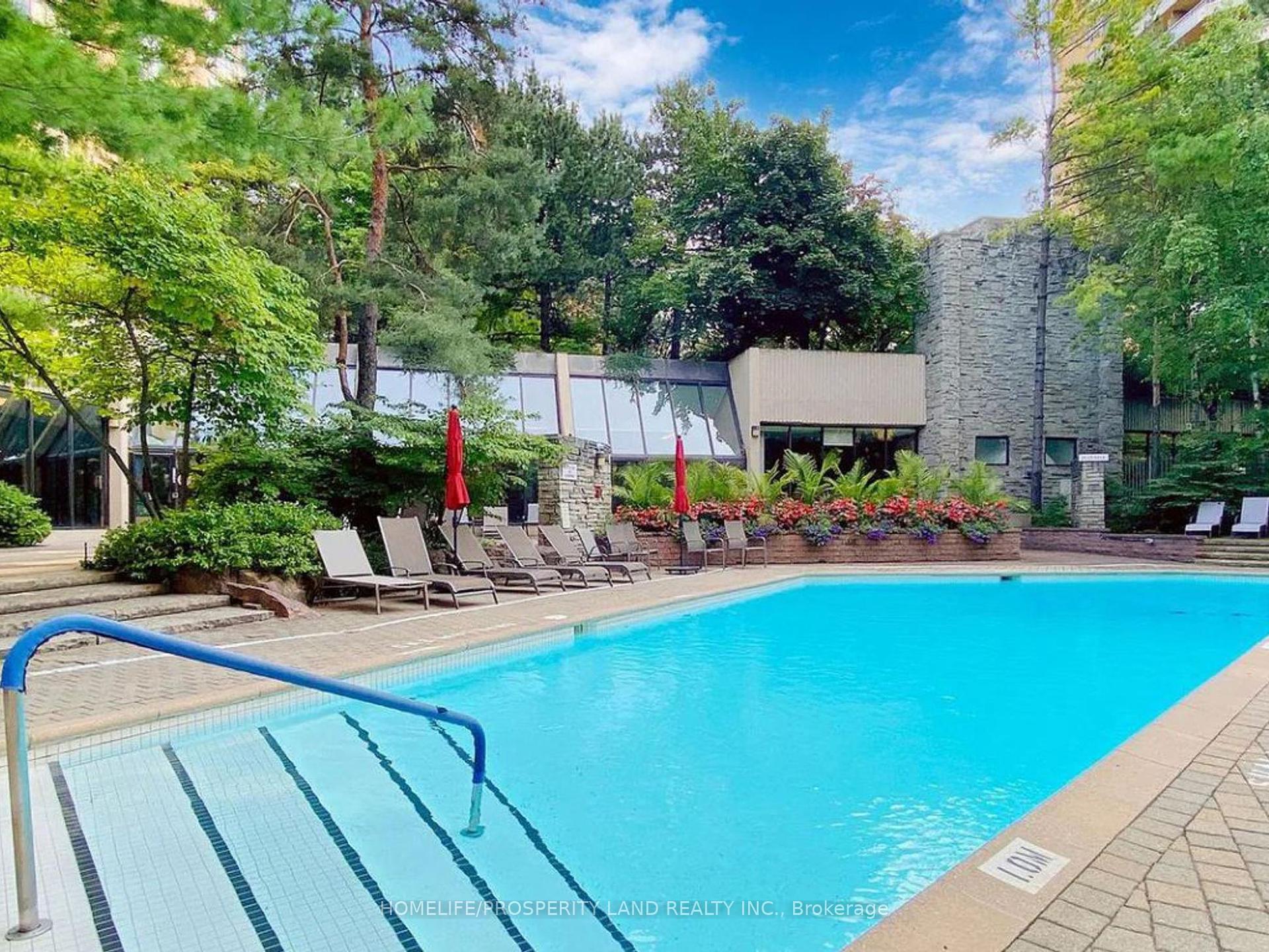 3 Bedrooms Condo at 89 Skymark, Toronto For sale