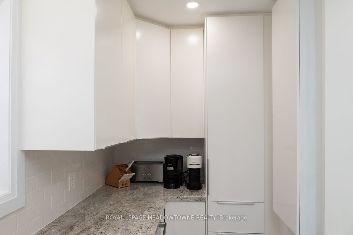 33 Broadview Avenue, #3