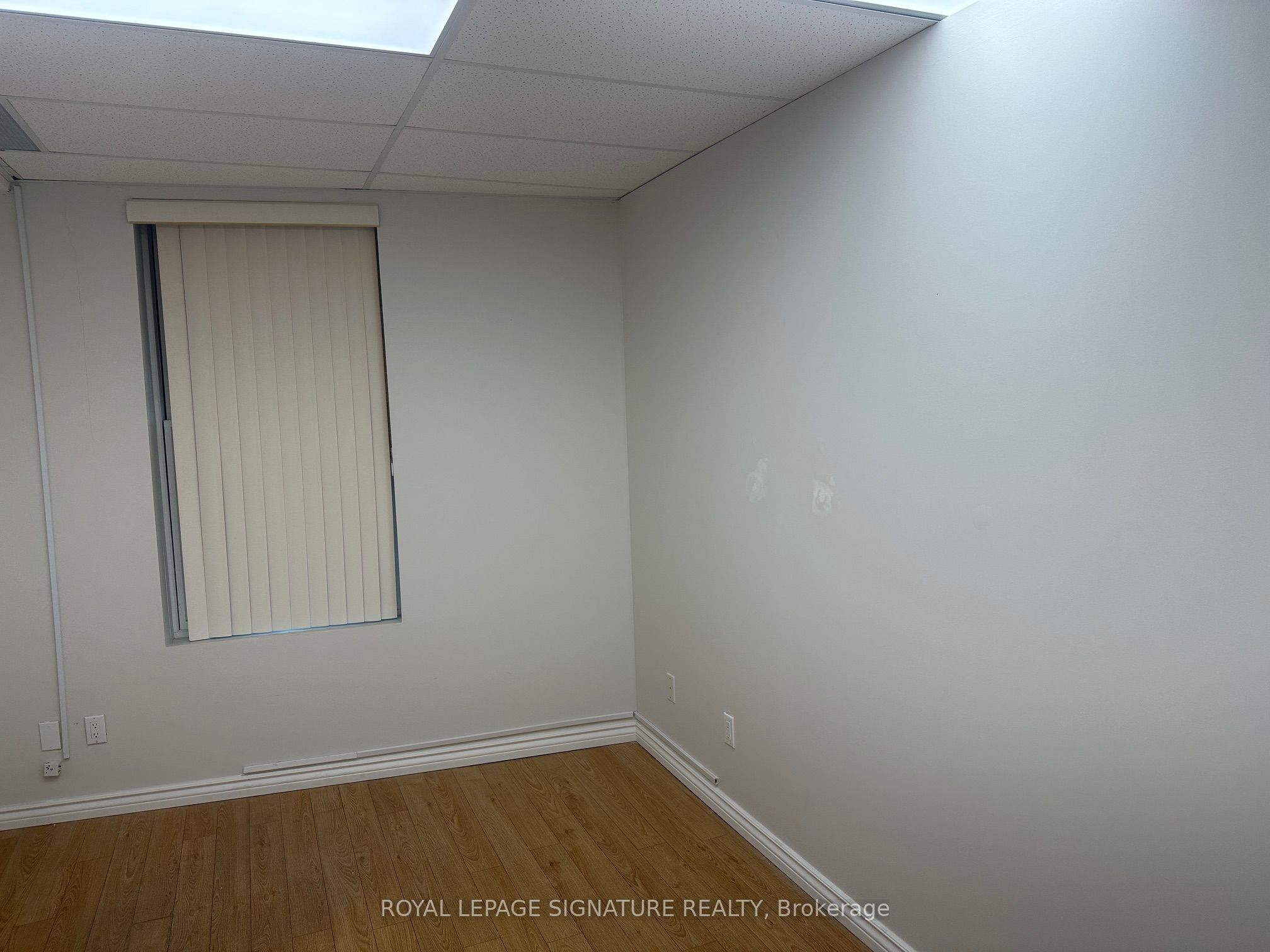 10132 Yonge Street, #203