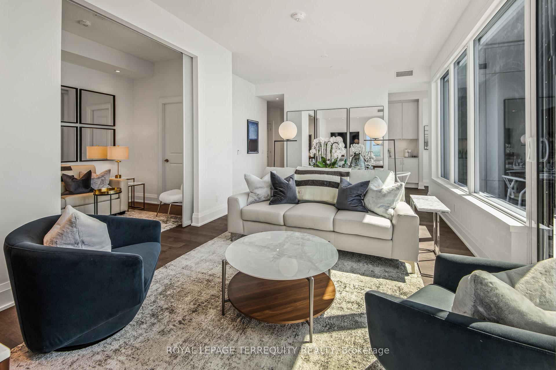 3 Bedrooms Condo at 1928 Lake Shore, Toronto For sale
