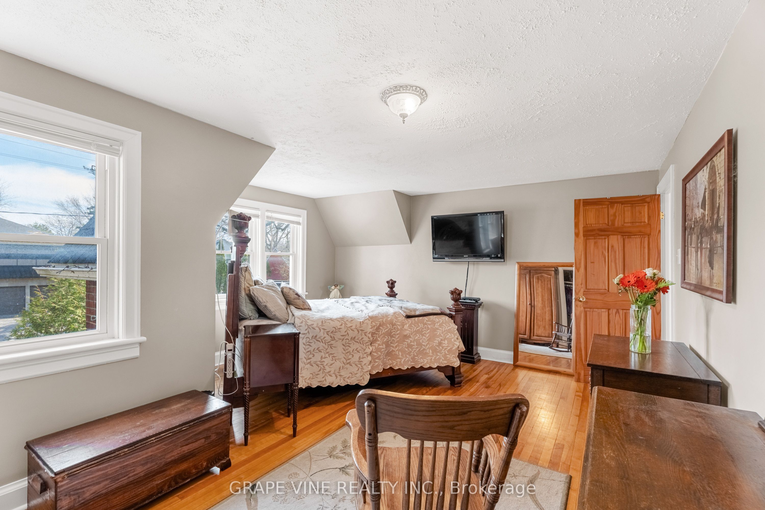 369 Pleasant Park Road
