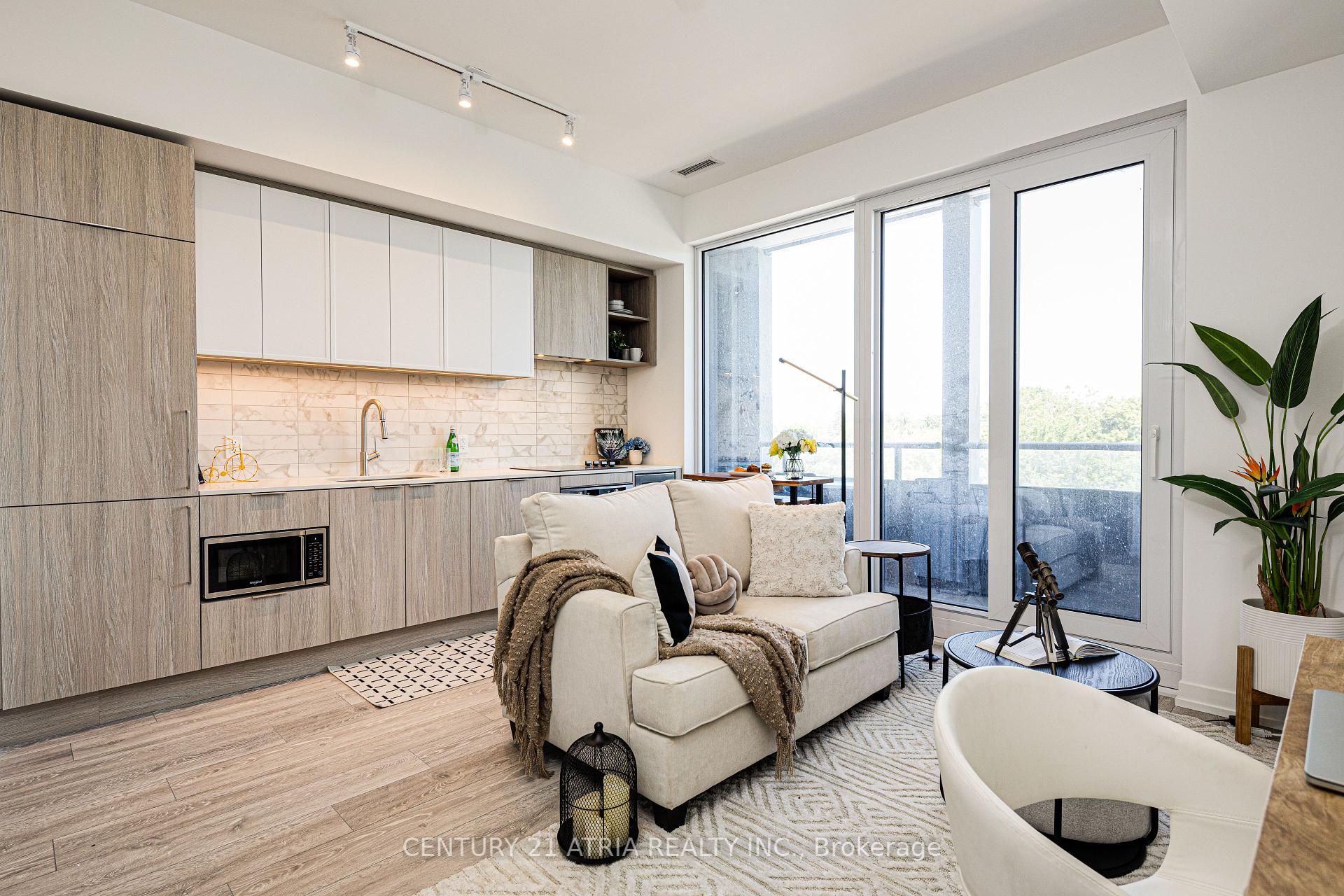 1 Bedroom Condo at 2020 Bathurst,  Toronto For sale