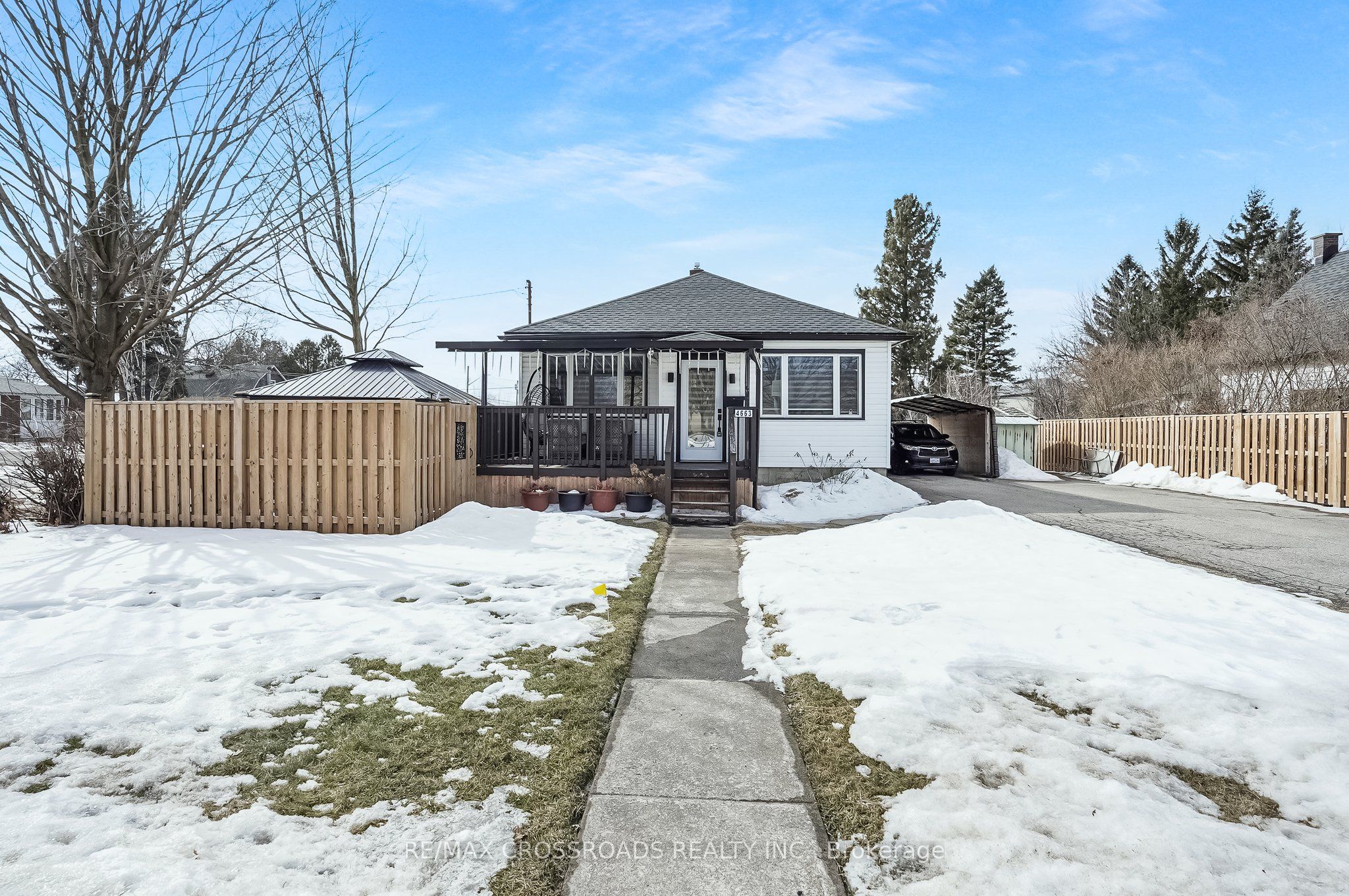 4663 Montrose Road, Niagara Falls, ON L2H 1K1