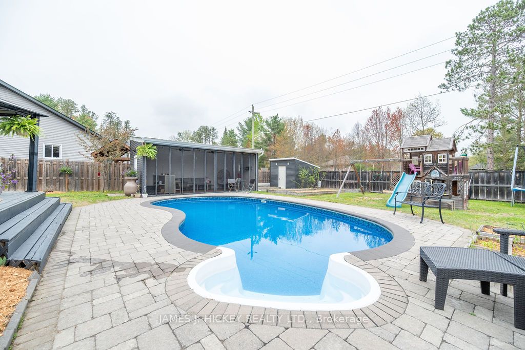 1010 Beatty Crescent