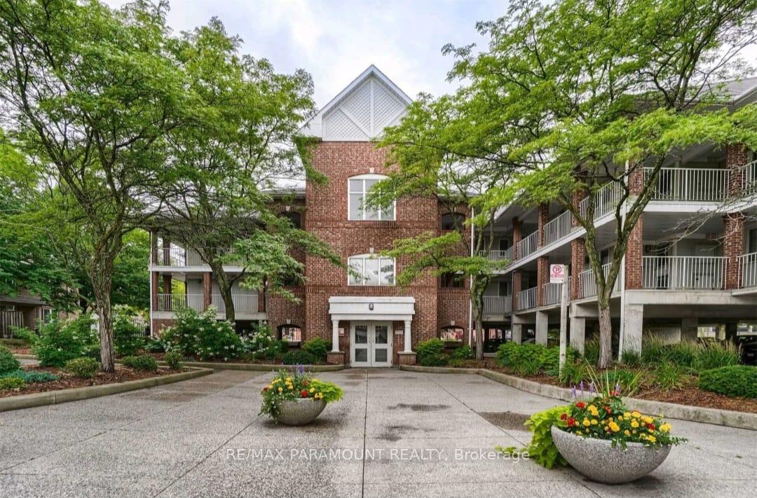 1 Bedroom Condo at 101 Bristol, Mississauga For sale