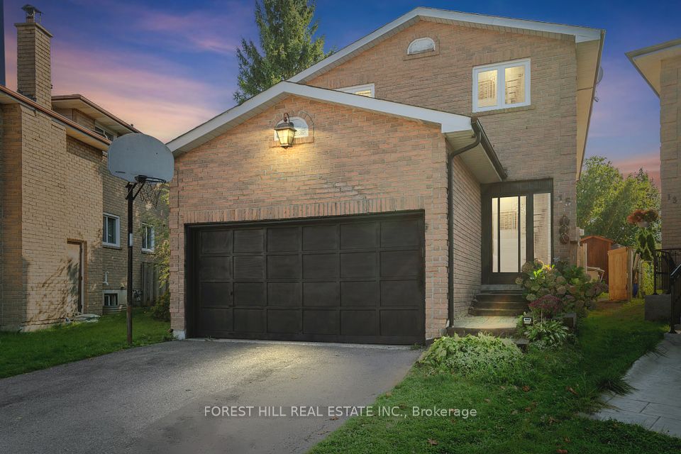 15 Miles Court, Richmond Hill, ON L4C 5P7