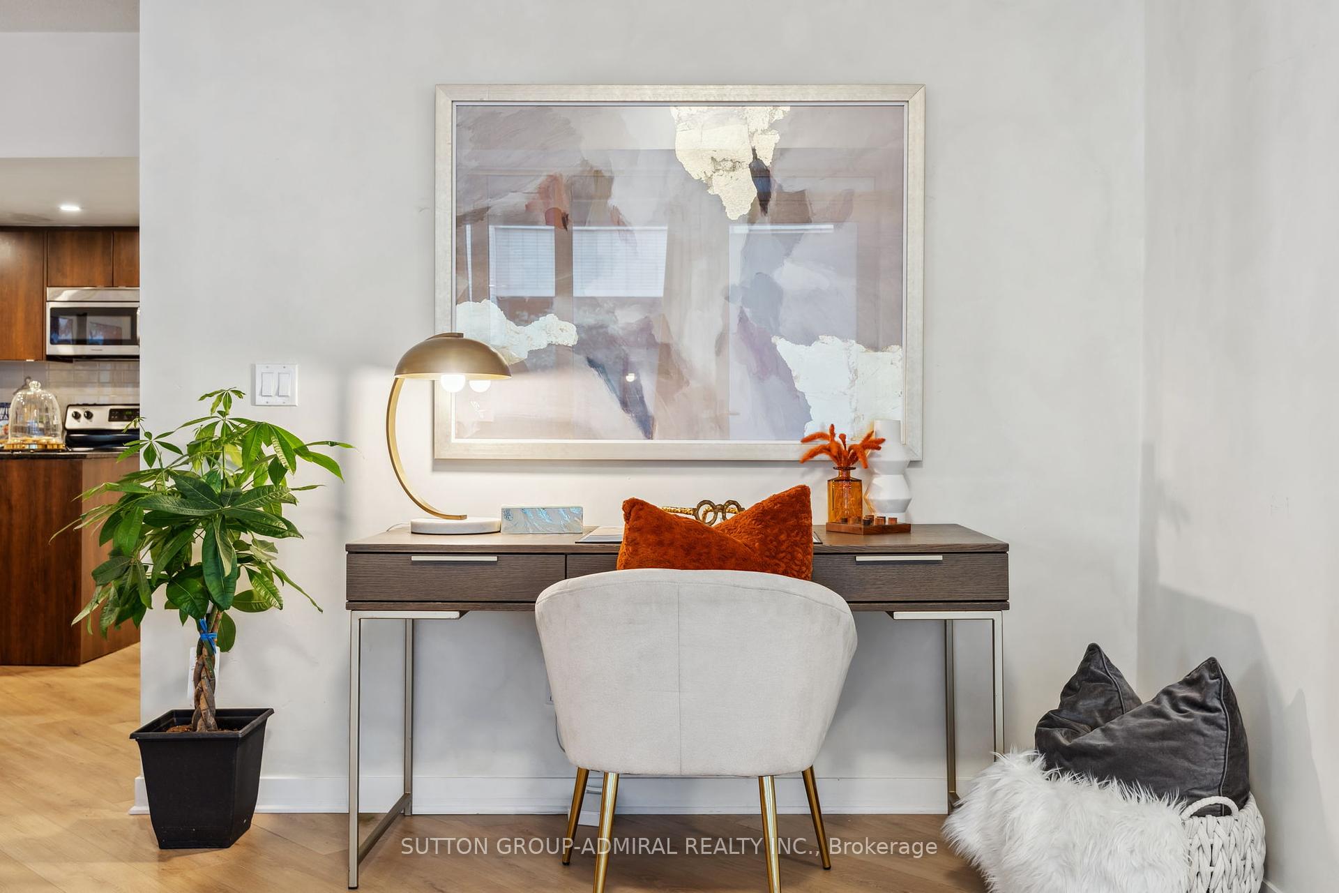 2 Bedrooms Condo at 55 East Liberty,  Toronto For sale