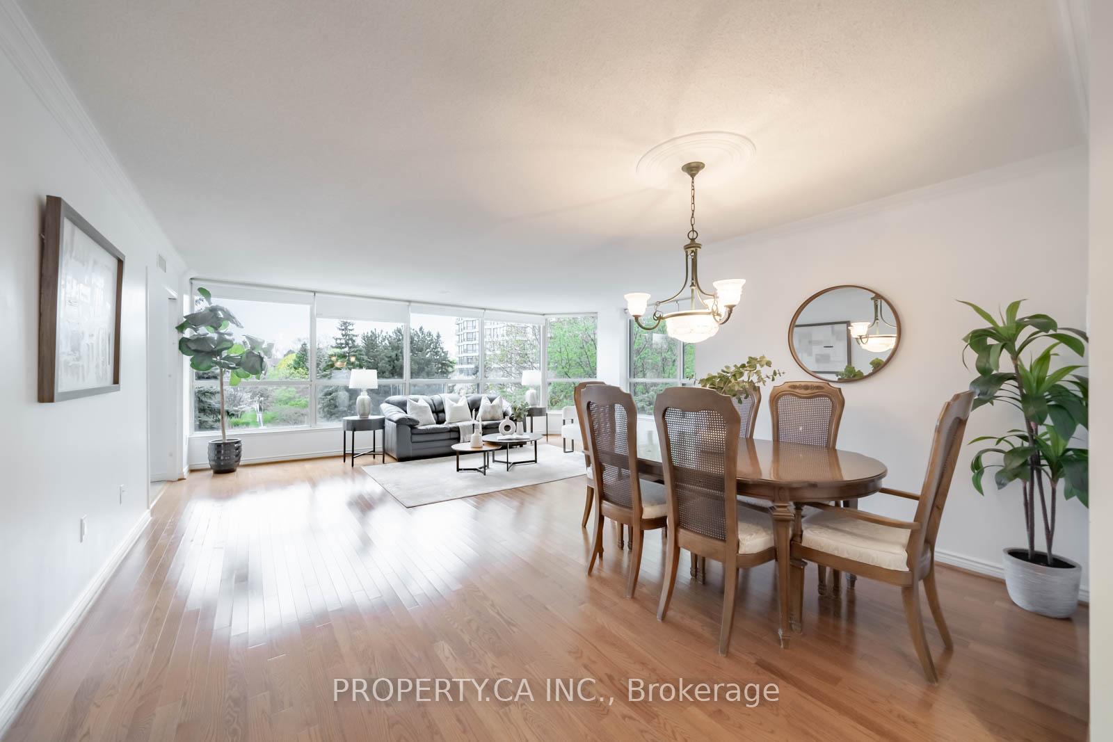 3 Bedrooms Condo at 7300 Yonge, Vaughan For sale