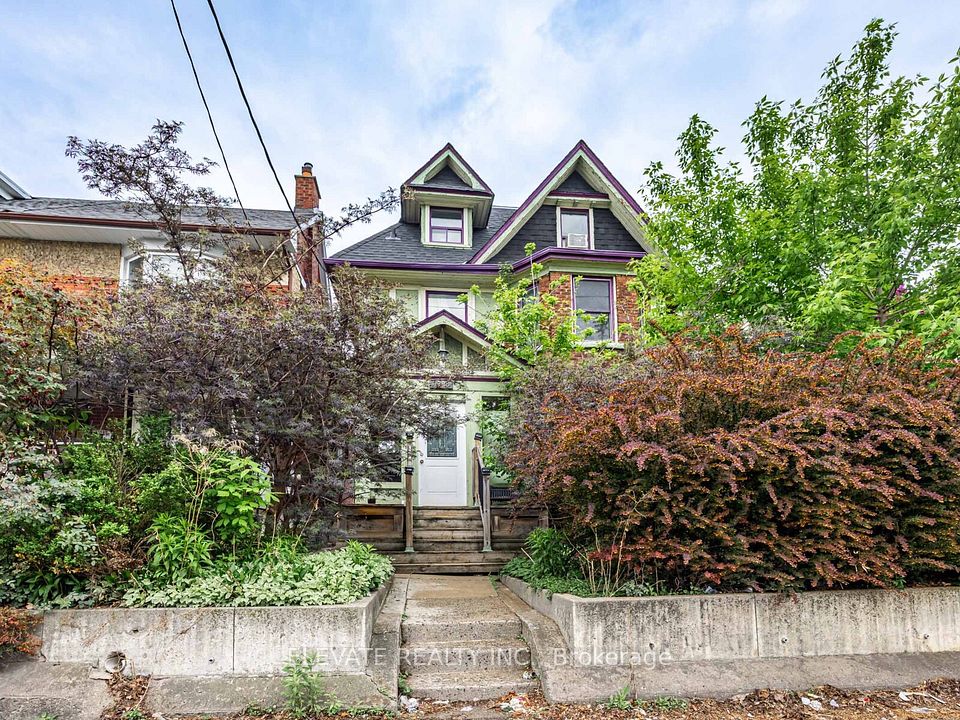 1798 Dufferin