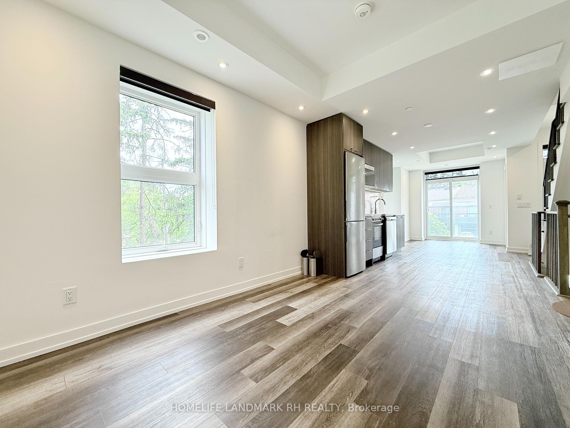 2 Bedrooms Condo at 268 Finch, Toronto For sale