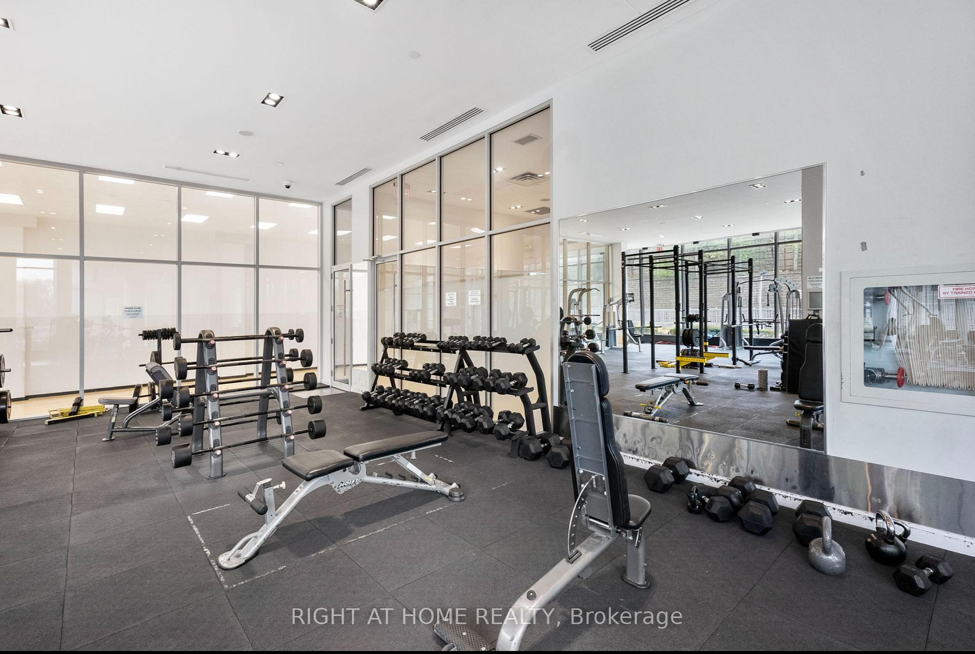 3 Bedrooms Condo at 90 Park Lawn, Toronto For sale