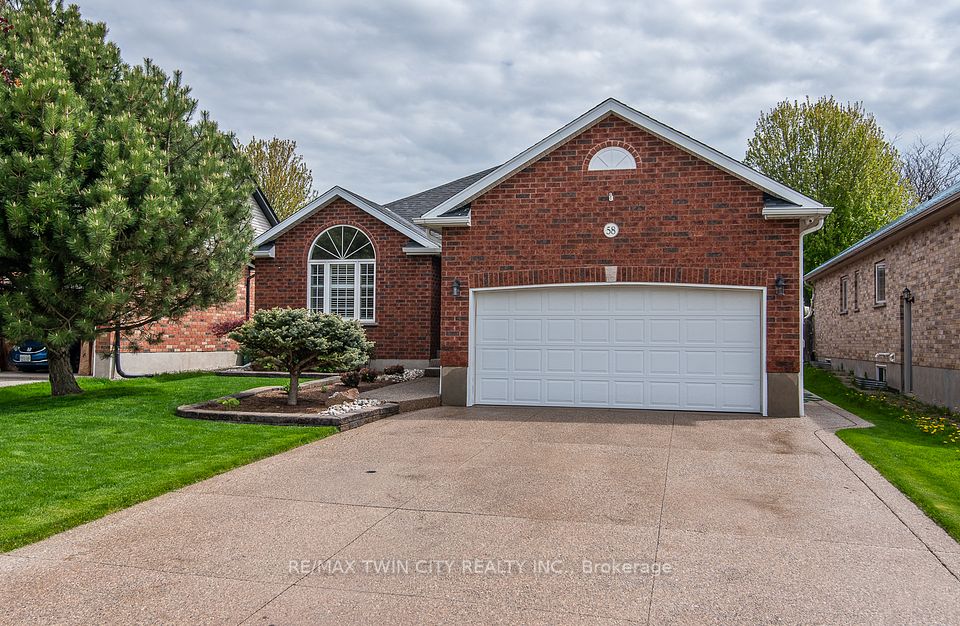 58 Zinkann Crescent, Wellesley, ON N0B 2T0