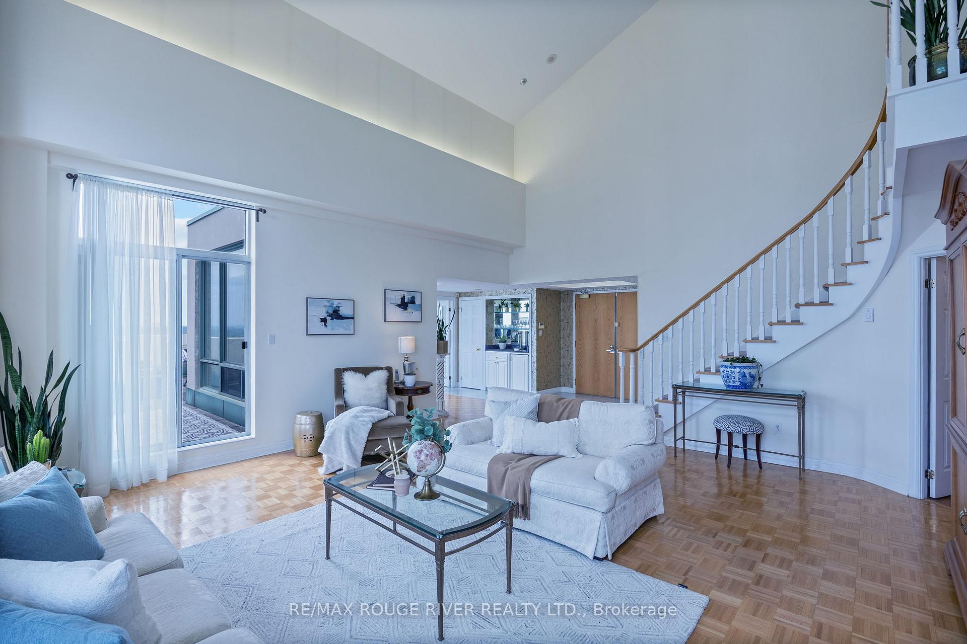 3 Bedrooms Condo at 101 Subway, Toronto For sale