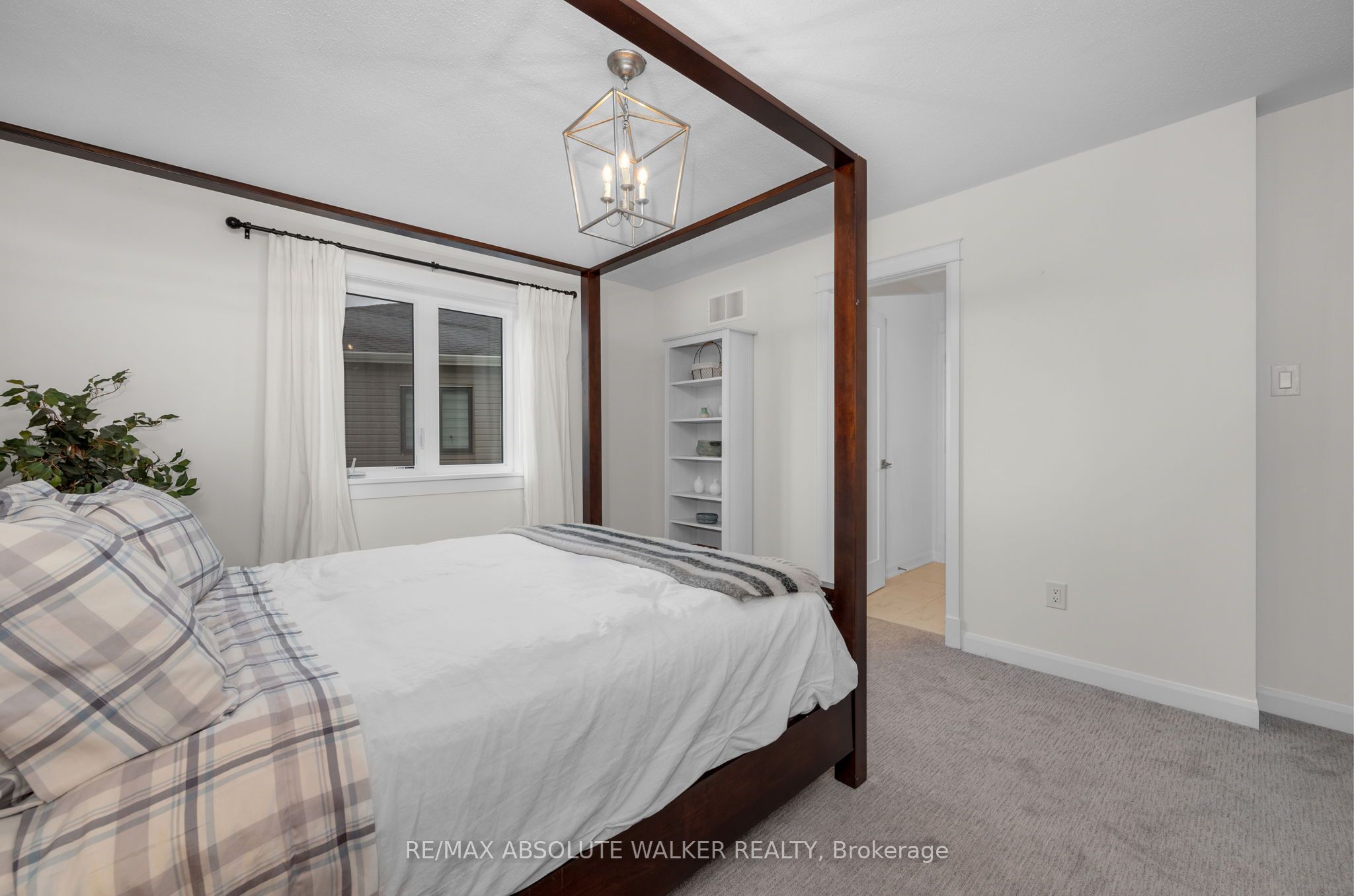 27 Eramosa Crescent