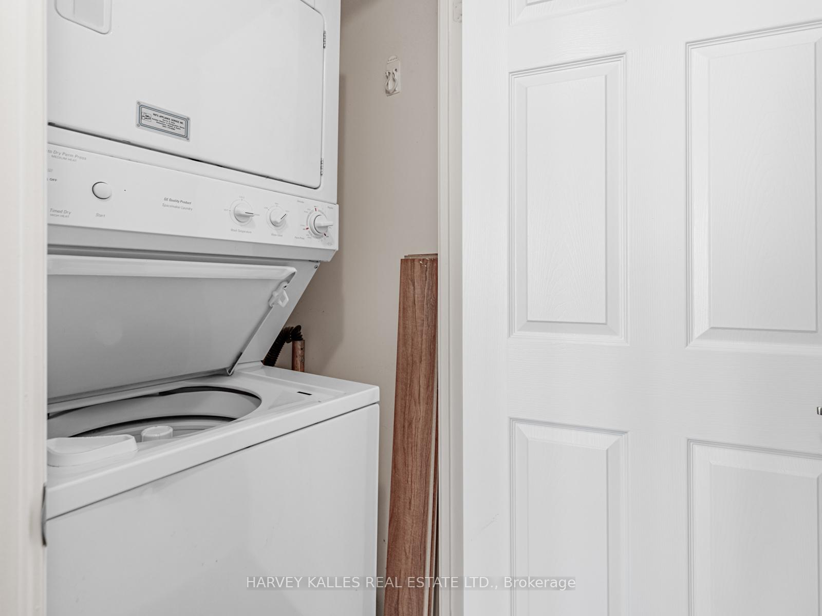 1 Bedroom Condo at 761 Bay, Toronto For sale