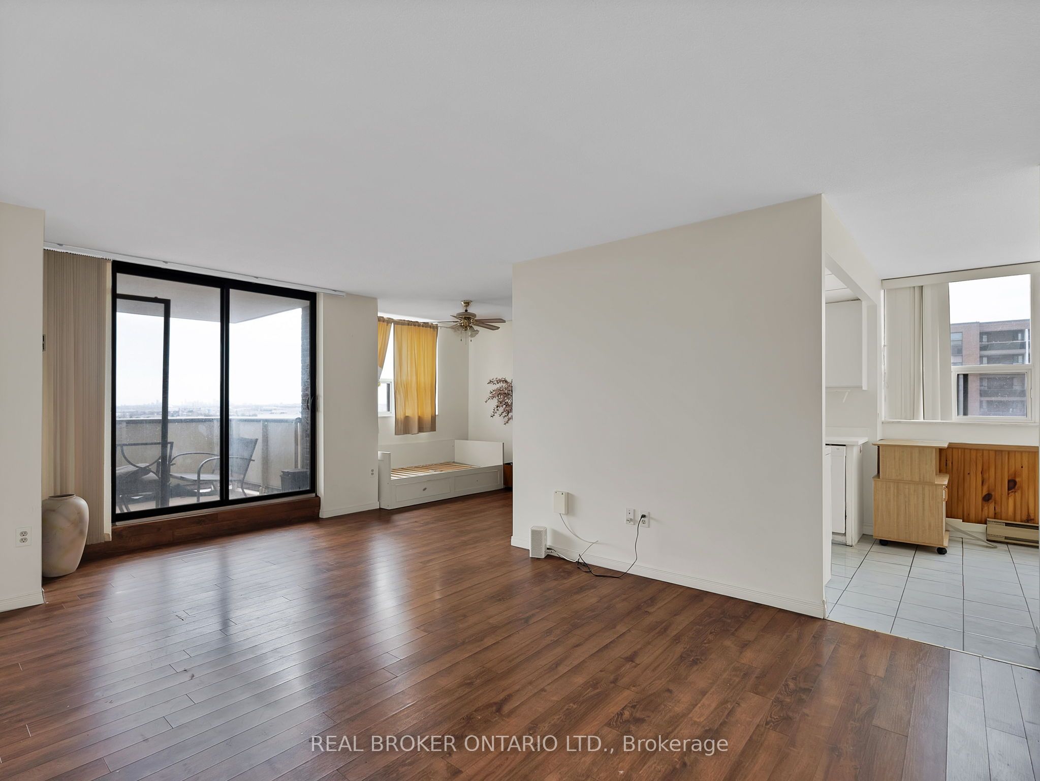3 Lisa Street, #1103
