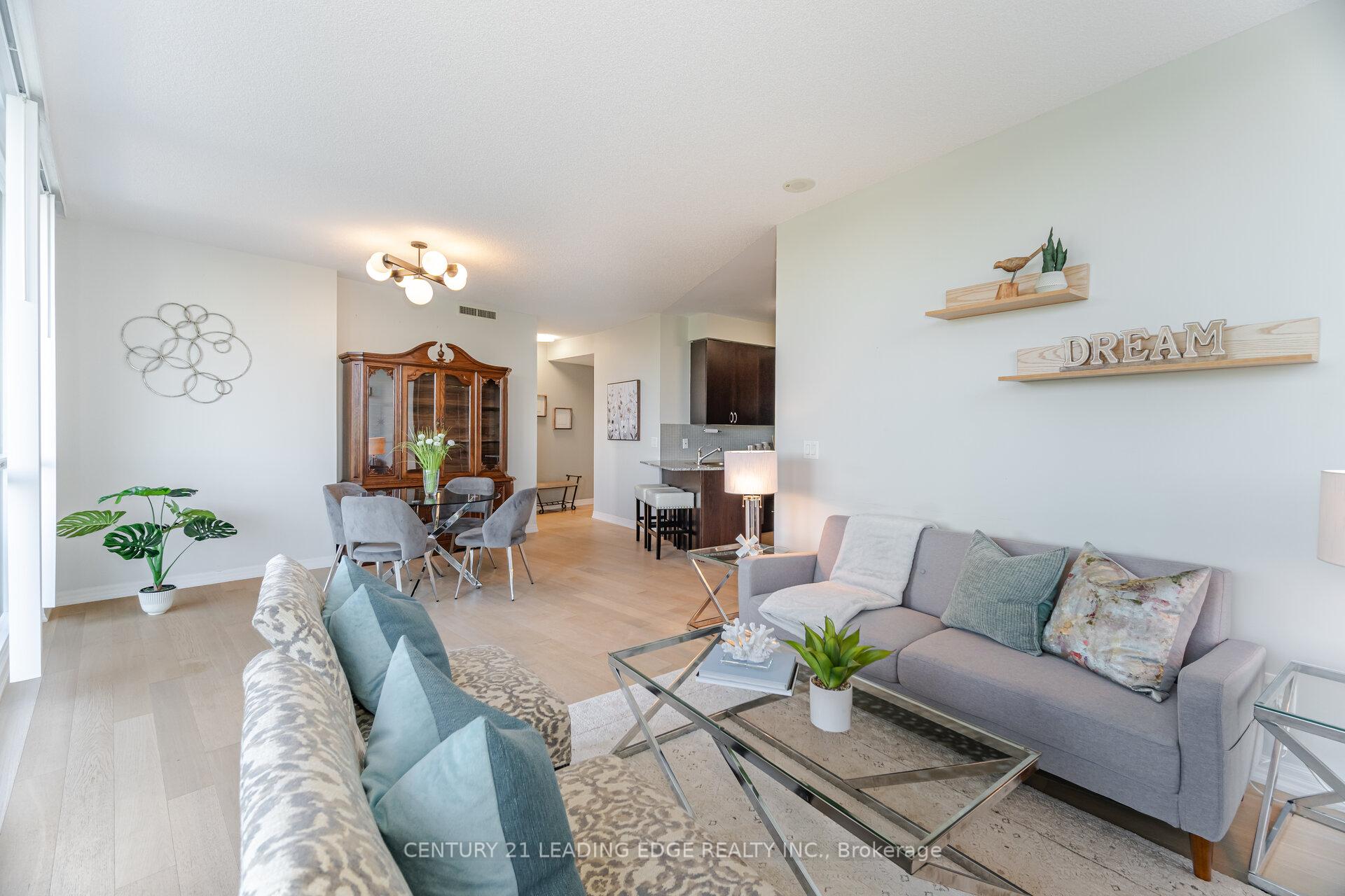3 Bedrooms Co-op at 223 Webb, Mississauga For sale