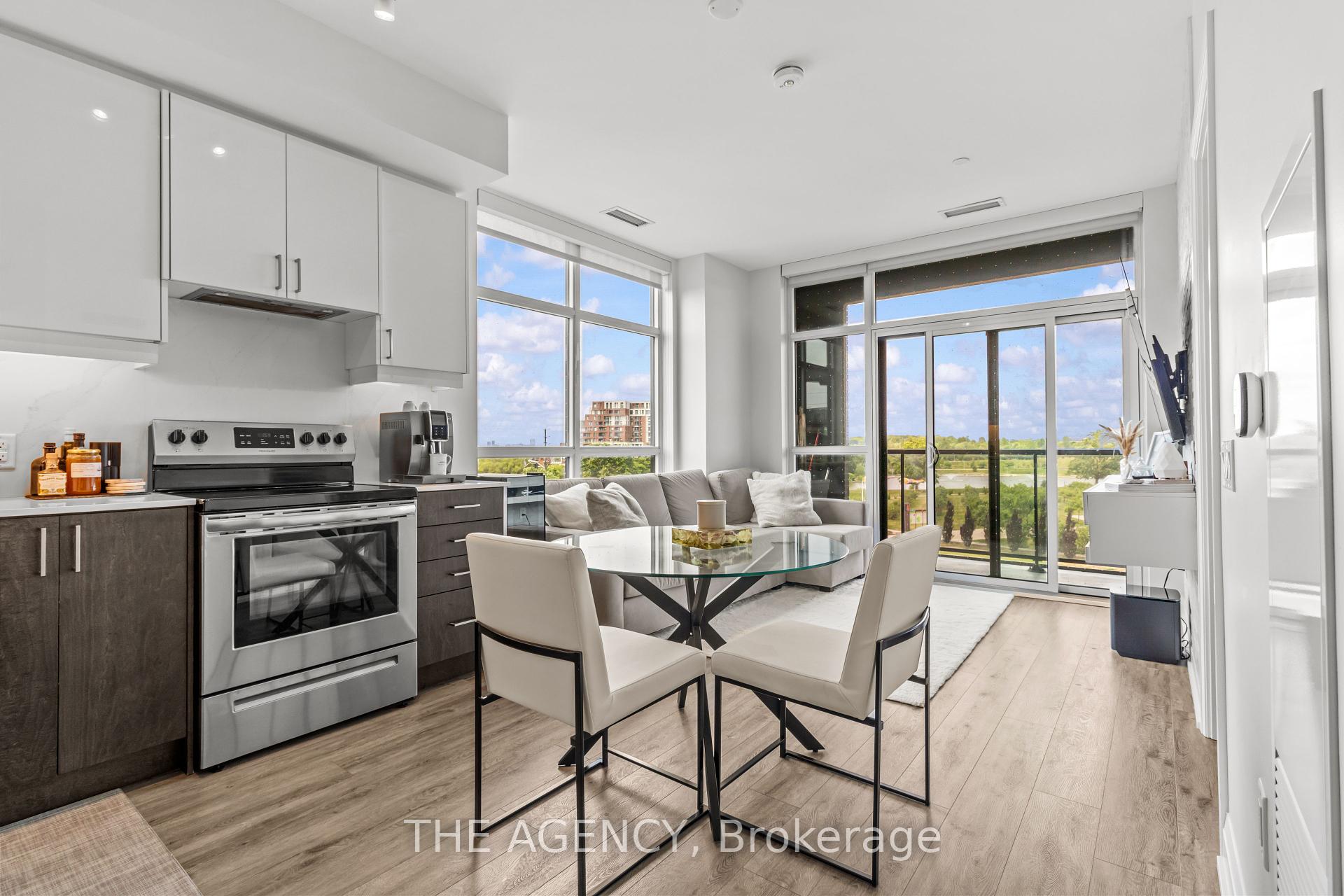 2 Bedrooms Condo at 60 George Butchart, Toronto For sale
