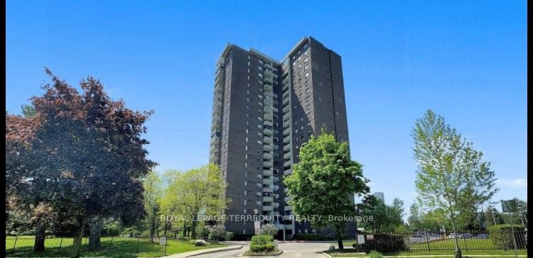 5 Old Sheppard Avenue