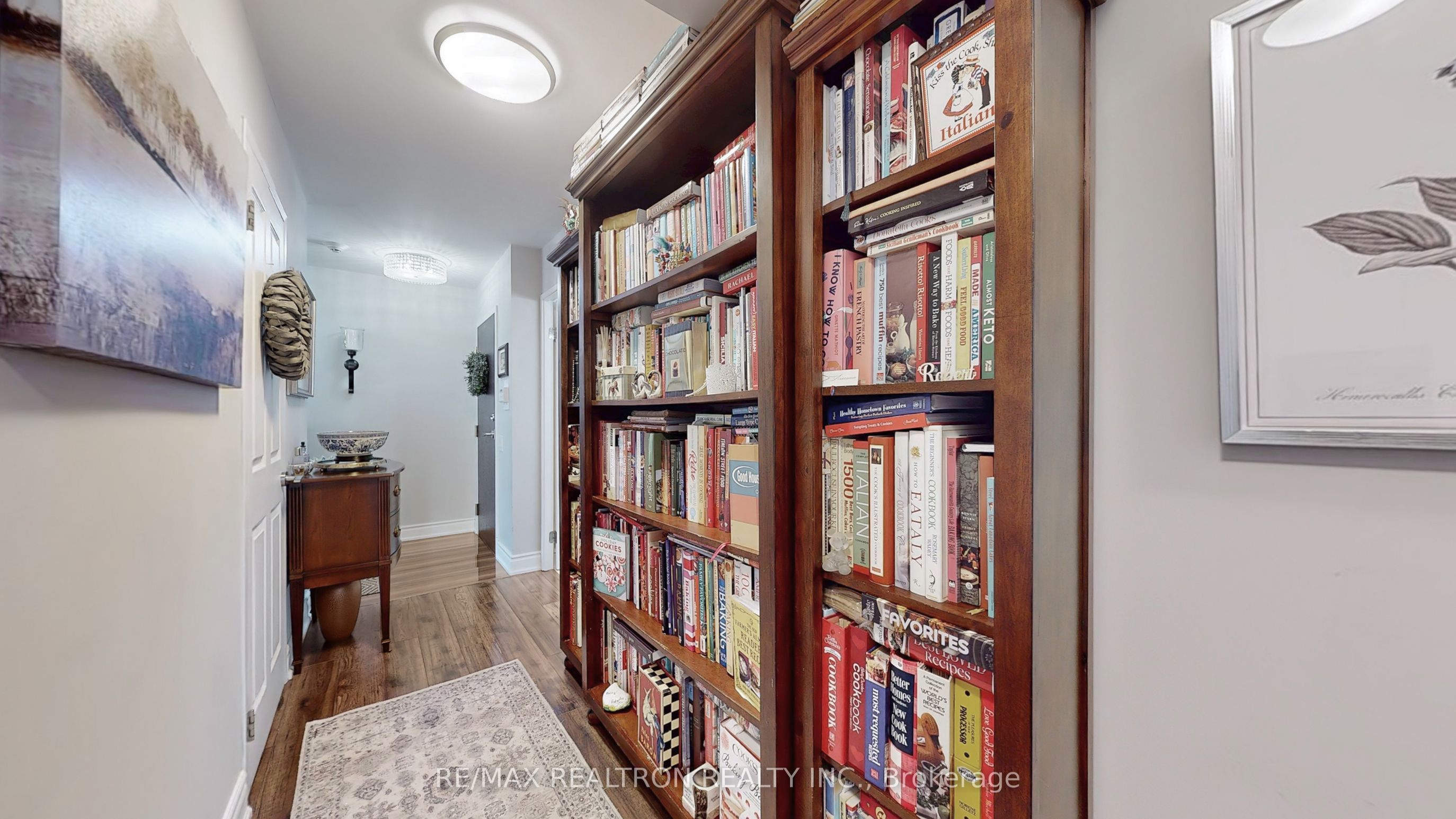 110 Promenade Circle S, #504