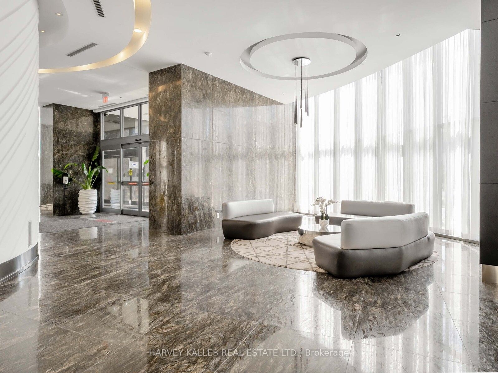 60 Absolute Avenue, #602