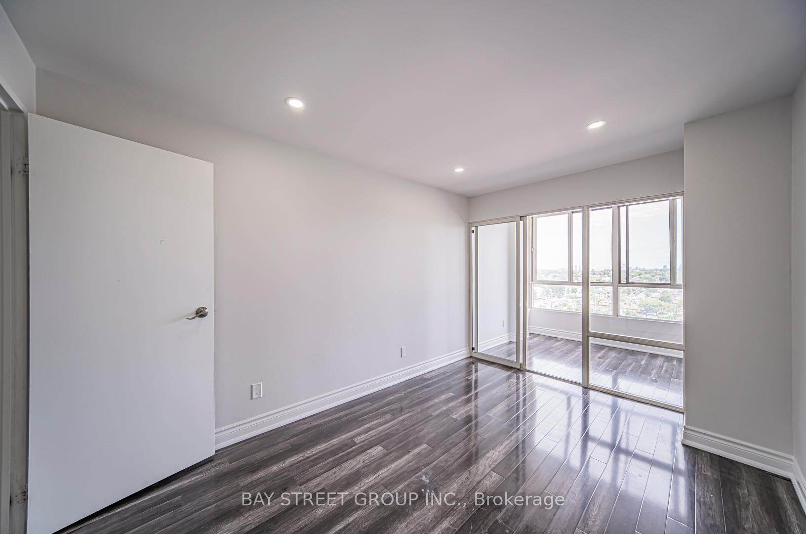 3 Bedrooms Condo at 2470 Eglinton, Toronto For sale