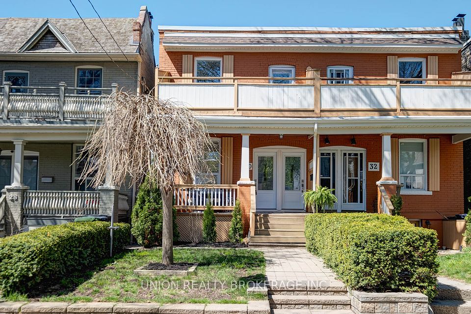 30 Ashdale