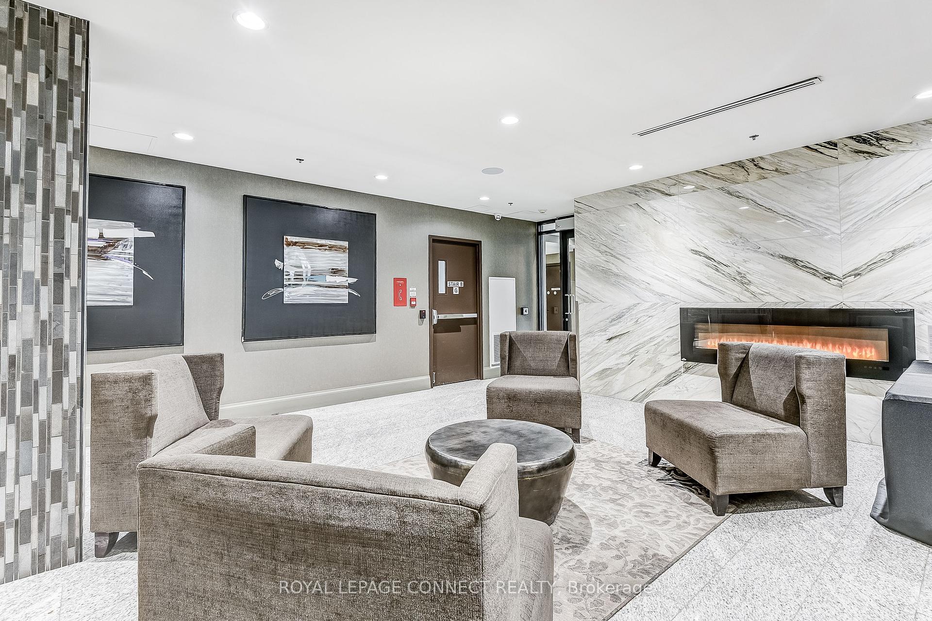 2 Bedrooms Condo at 825 Church, Toronto For sale