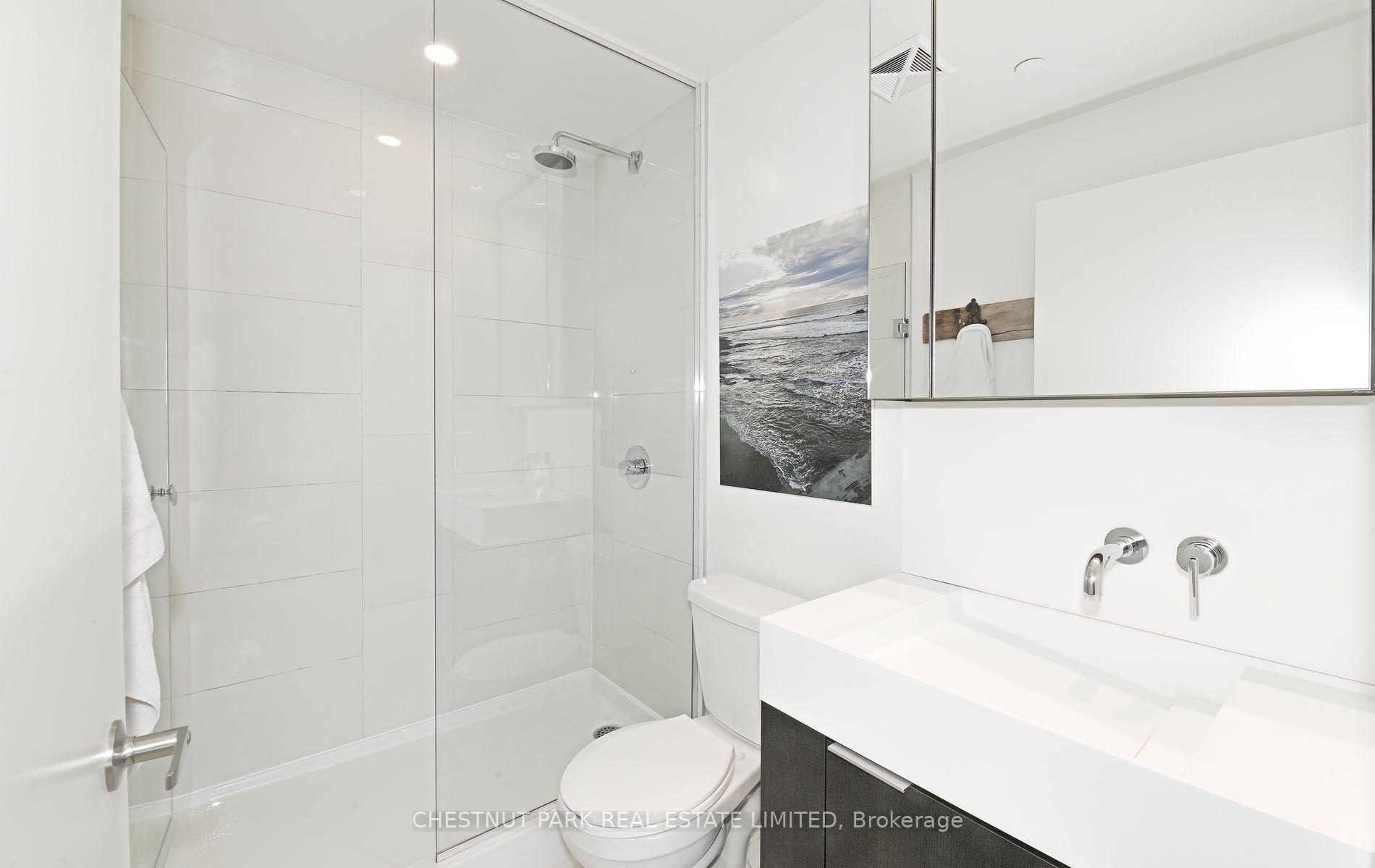 2 Bedrooms Condo at 15 Lower Jarvis, Toronto For sale