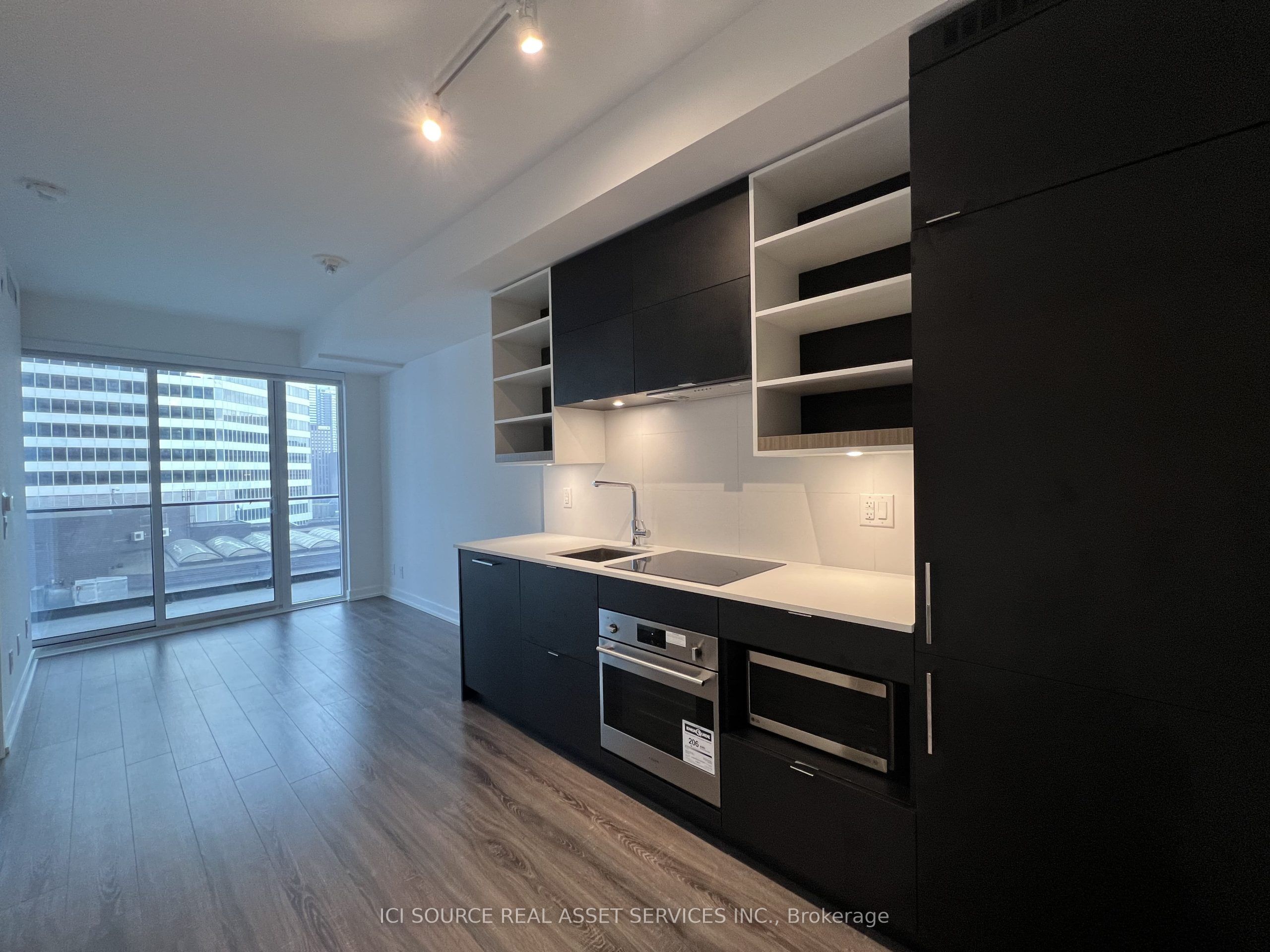 20 Edward Street, #1804