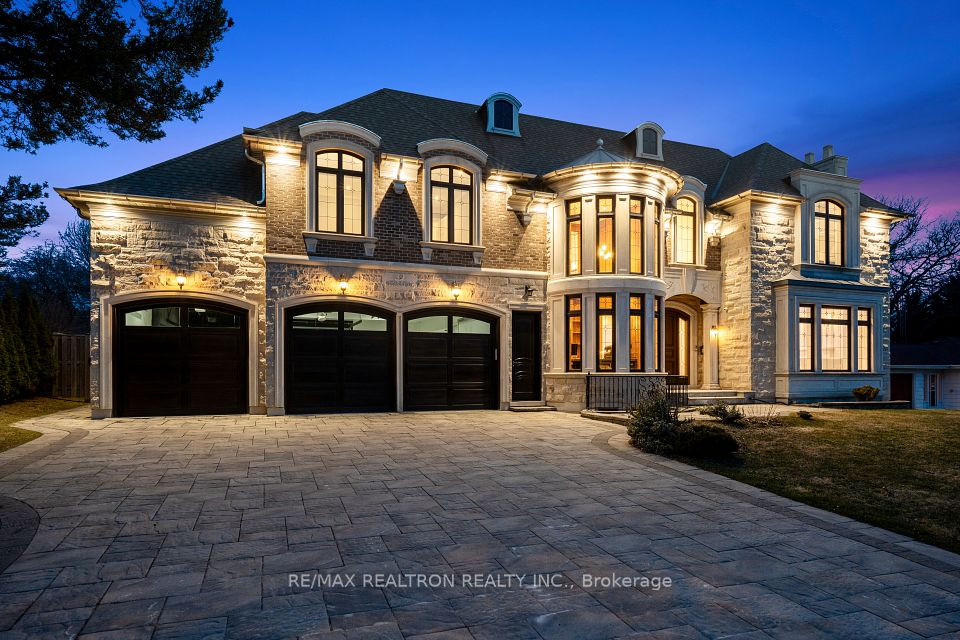 39 Patricia Drive, King, ON L7B 1H5