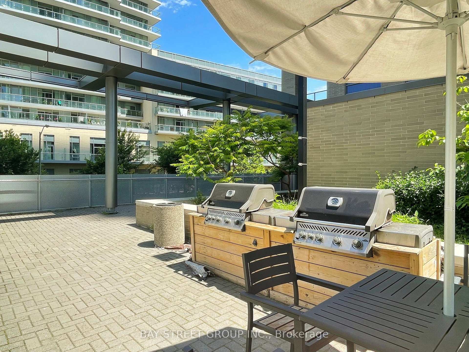 1 Bedroom Condo at 52 FOREST MANOR, Toronto For sale