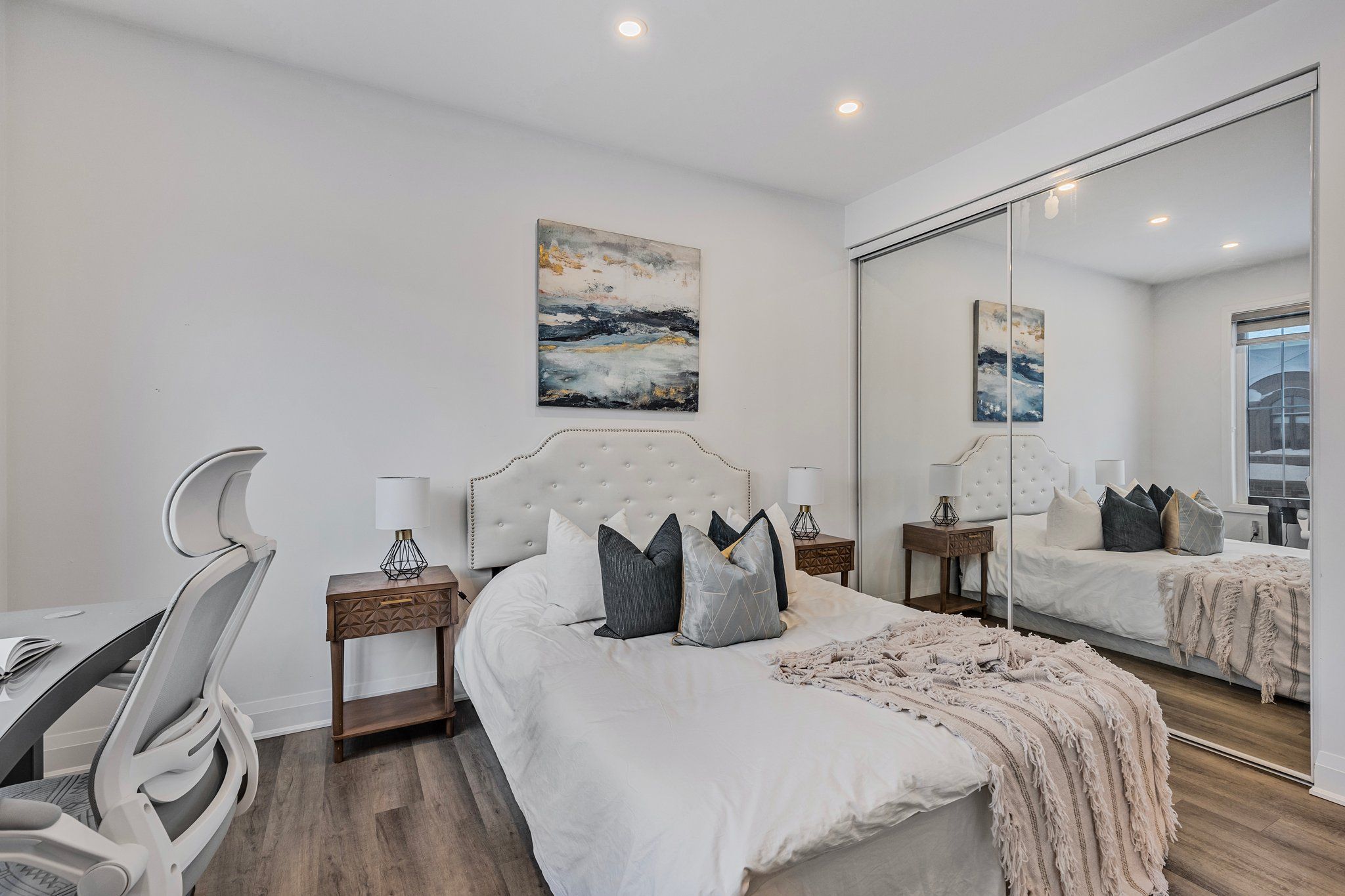 1411 Lobelia Crescent