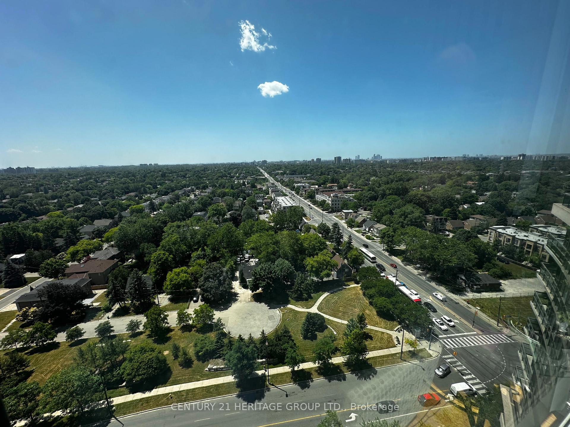 1 Bedroom Condo at 509 Beecroft, Toronto For sale