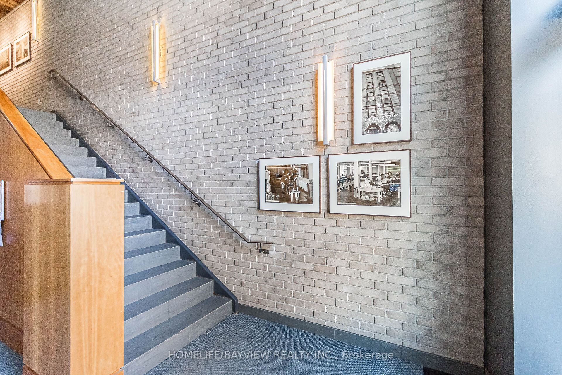993 Queen Street W, #203