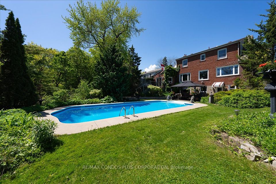 11 Ridgemoor