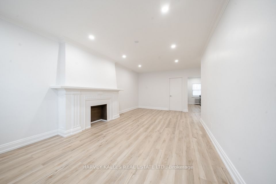 109 Chatsworth Drive Main