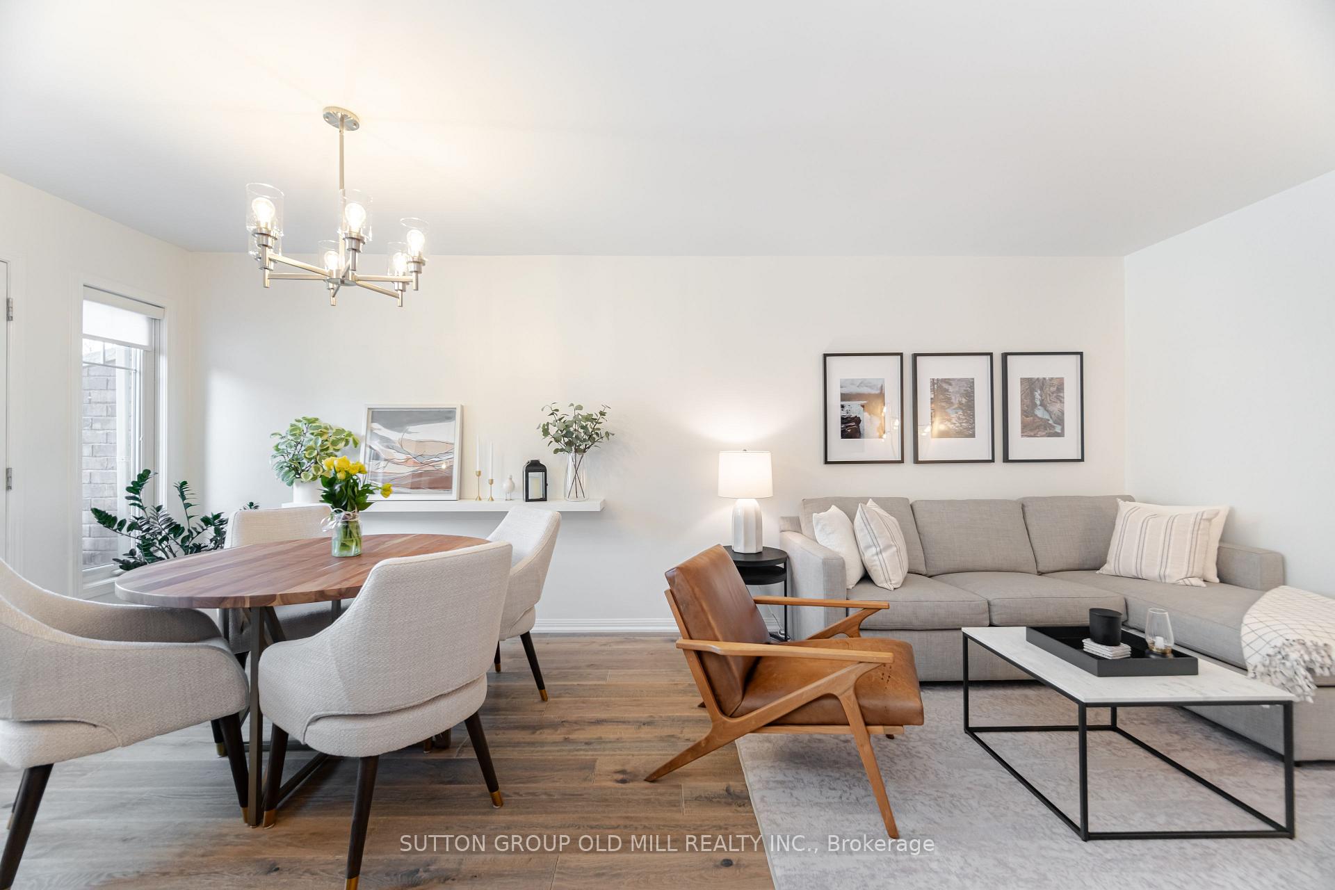 2 Bedrooms Condo at 3050 Rotary,  Burlington For sale