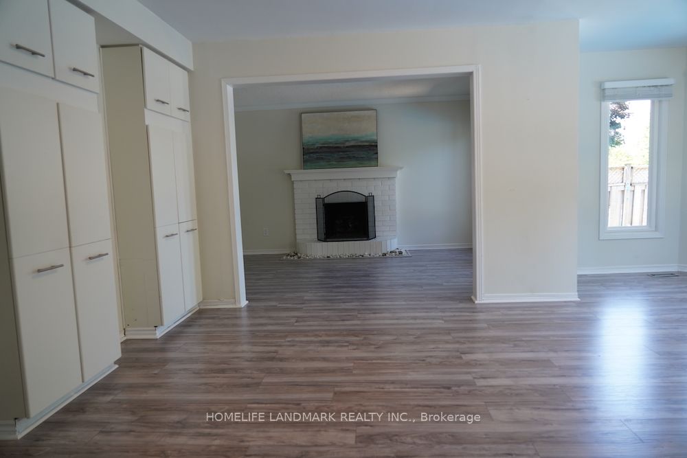 1165 Glenashton Drive